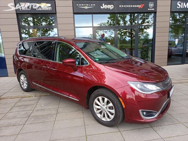Chrysler Pacifica